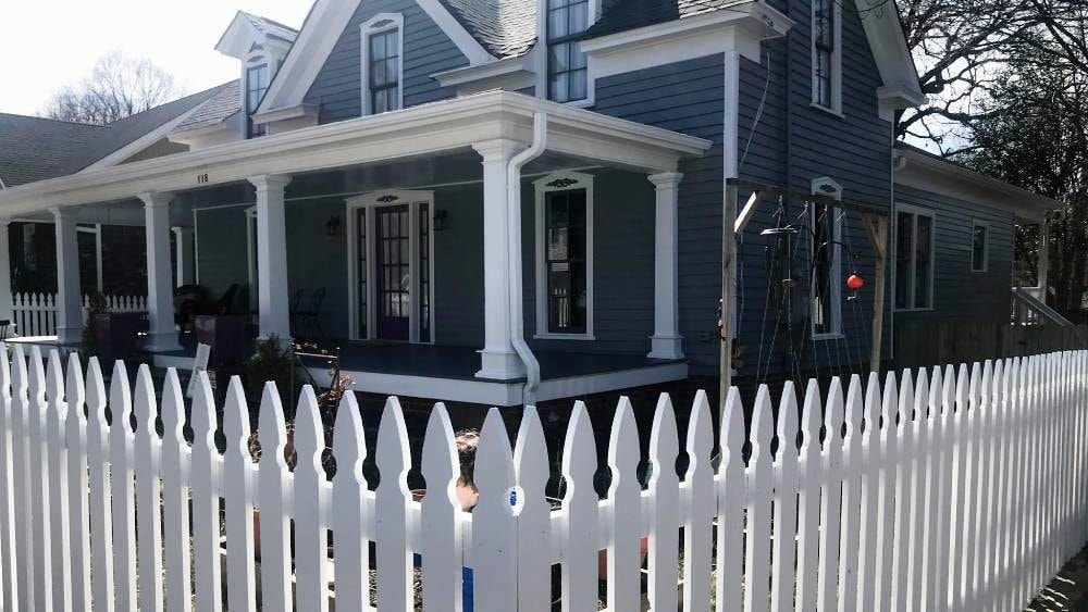 Deck Staining & Restoration